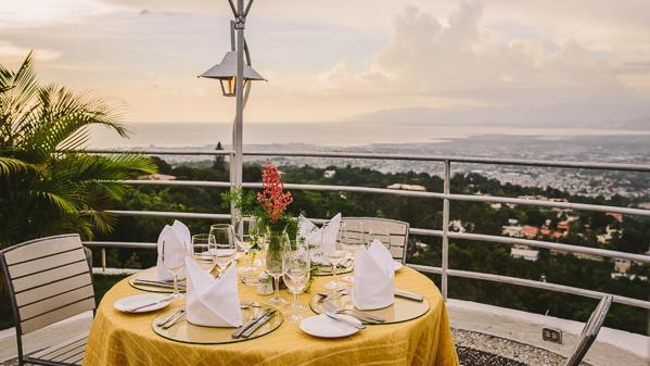 Hotel Montana Petionville Екстер'єр фото